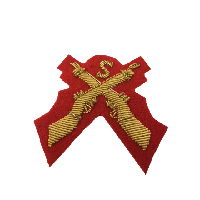 Mess Dress - Qualification Badge - Sniper (X Rifles & S) - Gold on Scarlet