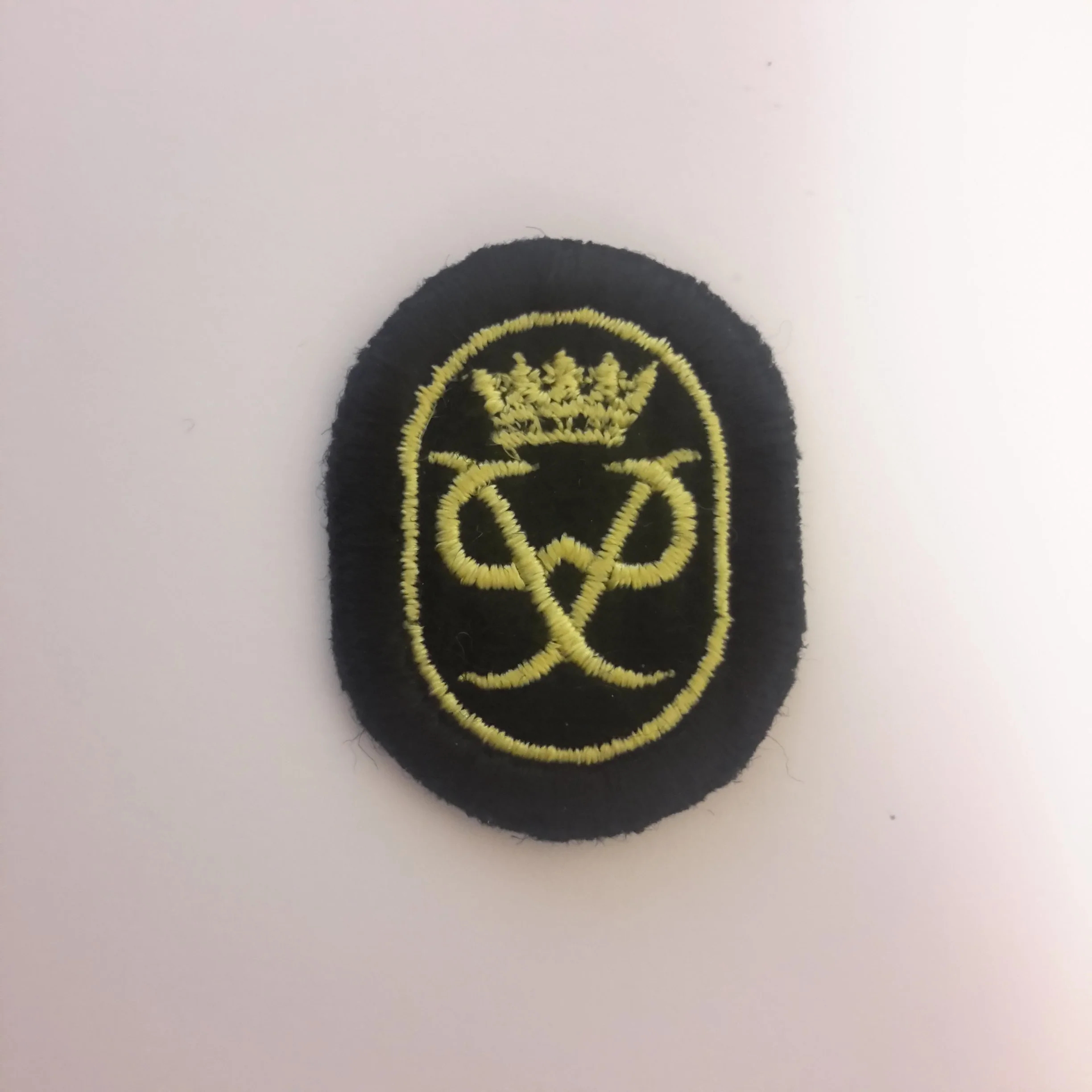 New Style Duke of Edinburgh Award Badges - Pack of 10 - Image 4